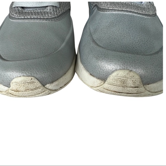 Nike Air Max Thea Premium Metallic Platinum Muted Silver Size 10 Sneaker - Picture 4 of 11